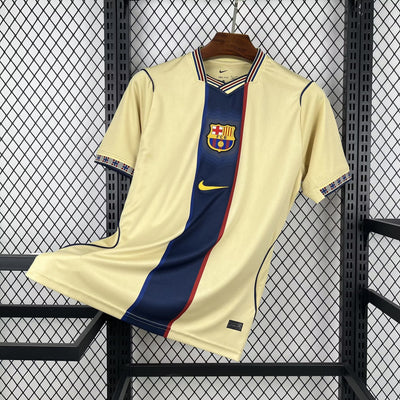 Maillot Football Édition Spéciale FC Barcelone Or (2001/02) 2026